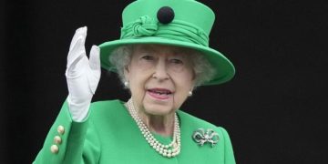 A los 96 años y tras siete décadas en el trono, falleció la reina británica Isabel II